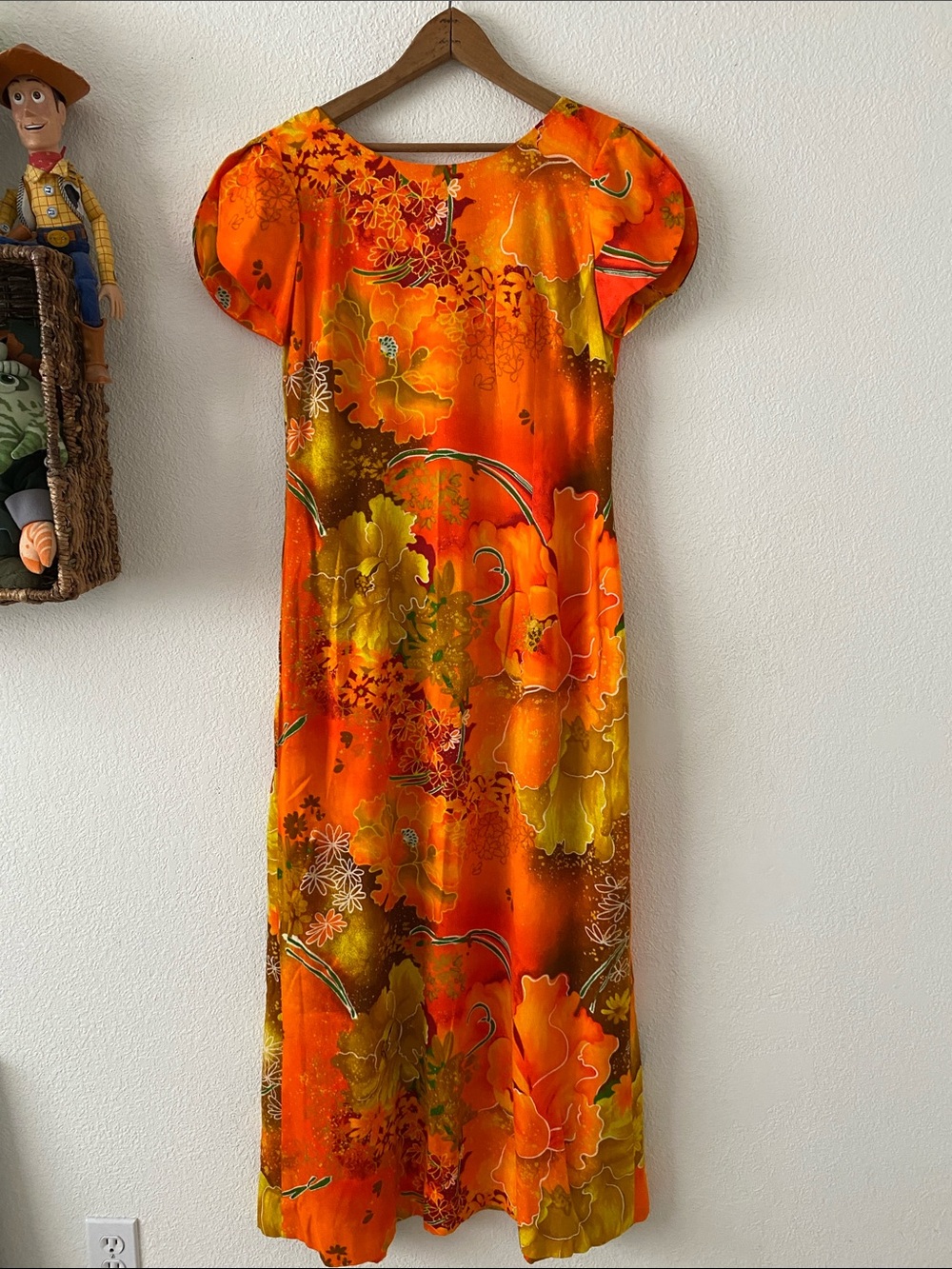Liberty House of Hawaii Maxi Short Sleeve Dress. G. Von Hamm Vintage Barkcloth.
